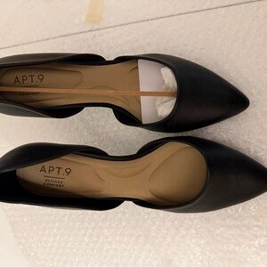 NWOT Apt. 9 Women's Black heels size 8.5